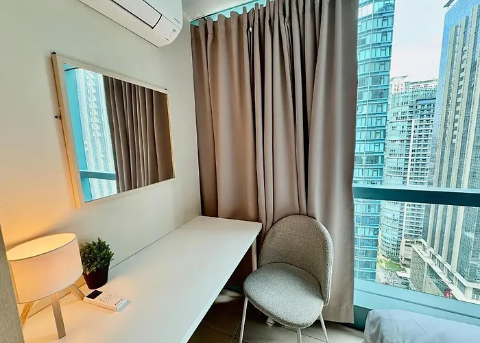 Apartment 1br At One Uptown Bgc Across Uptown Mall Manila