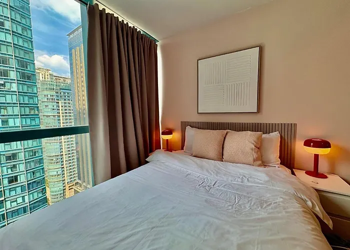 Apartment 1br At One Uptown Bgc Across Uptown Mall *